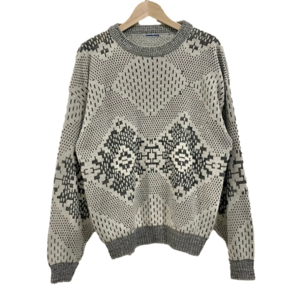 Neutral Patterned Crewneck Sweater - Gray and Cream